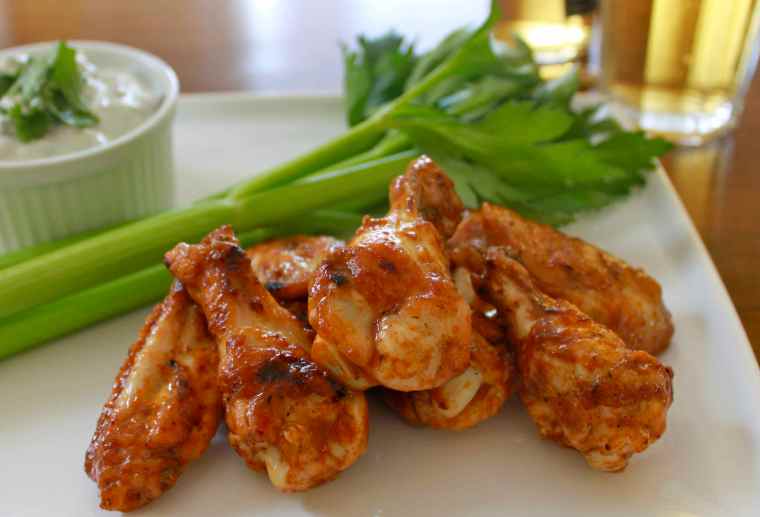 Chipotle chicken wings